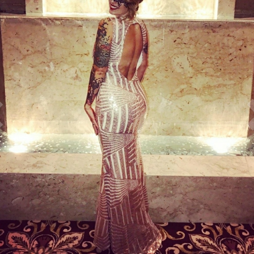 Sequin Mermaid Maxi Gown - Picture 5 of 8